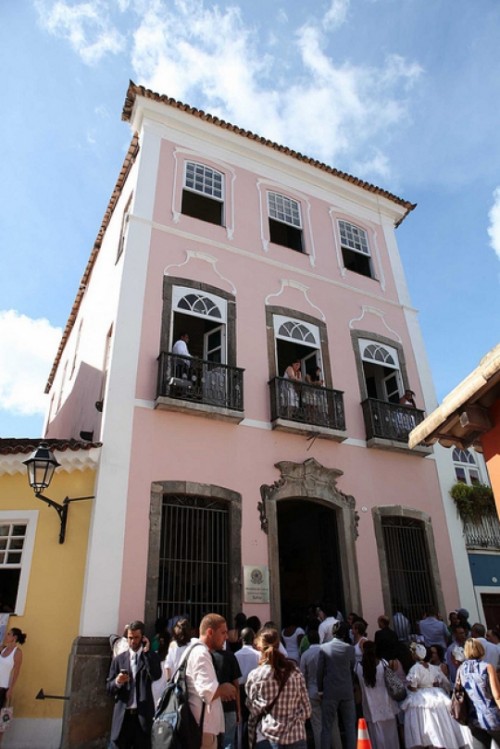 Babá Pecê dá a benção e as boas vindas à Representação do Ministério da Cultura na Bahia 